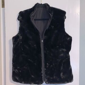 Hilary Radley reversible quilted & faux fur vest M
